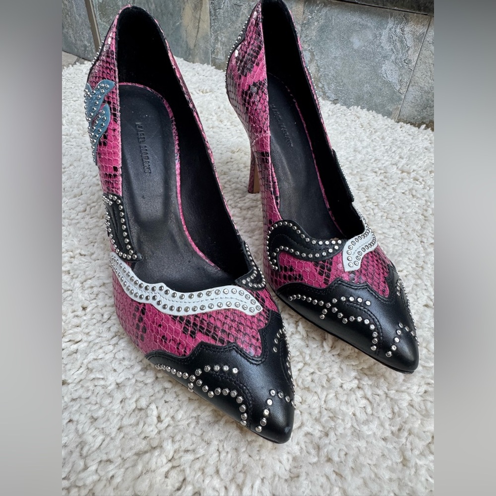Isabel Marant Black and Pink Studded Heels